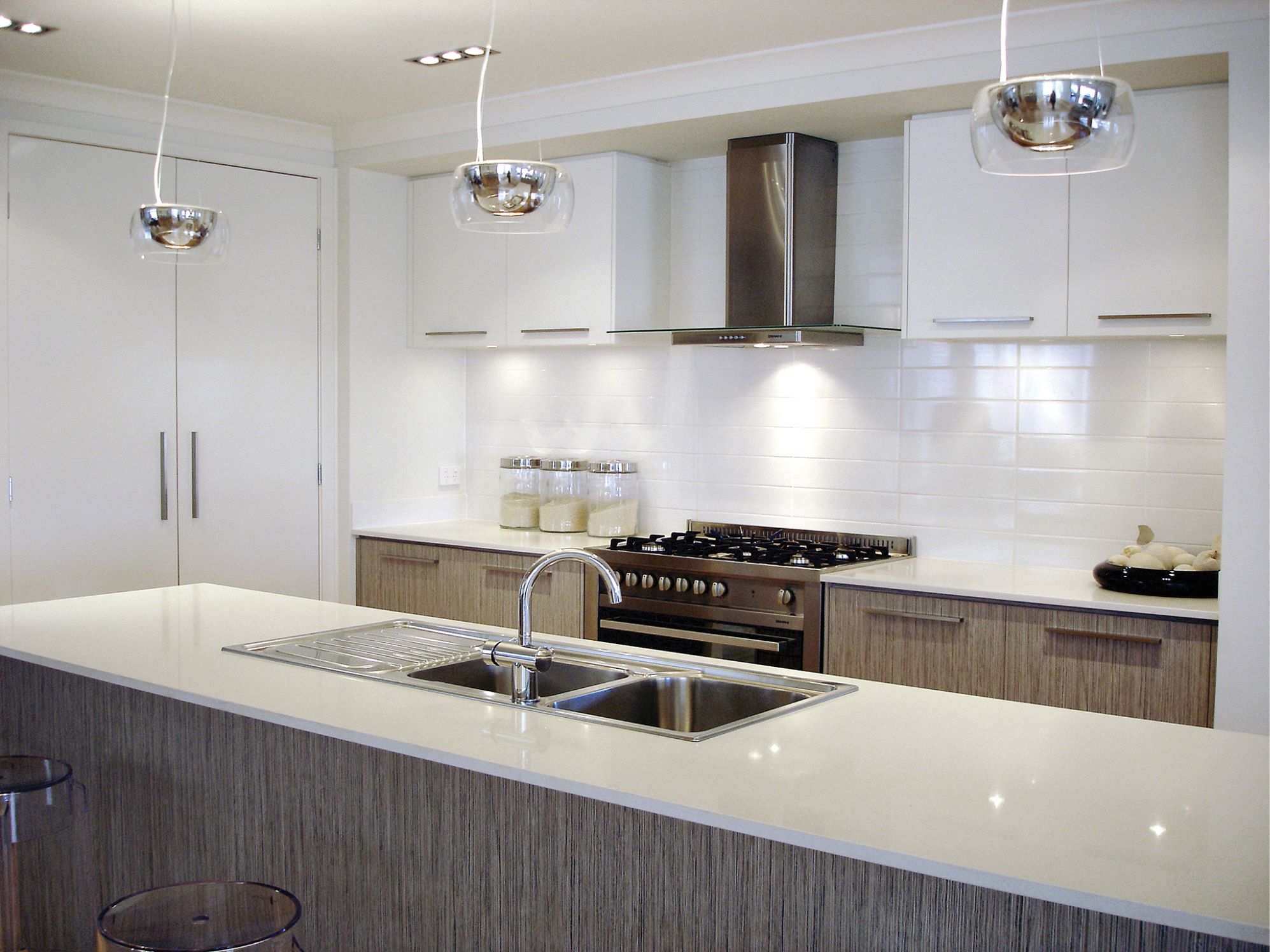 Traditions White Glossy 4x16 | Diversity Kitchen Bath & Tile